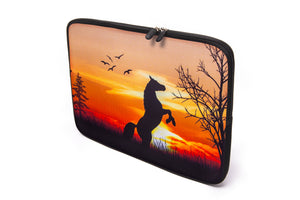 10 "inch Tablet Laptop Sleeve Protective Case by Funky Planet Bags/Cases *Horse Shadow*